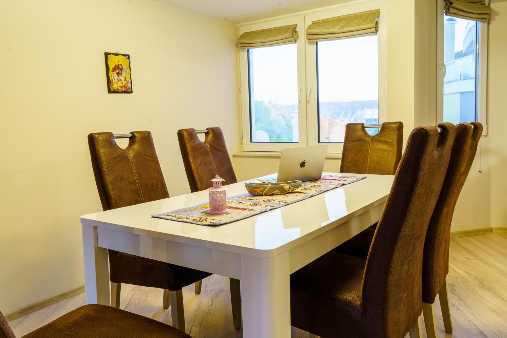 Centrally Located Apartment In Varna ภายนอก รูปภาพ
